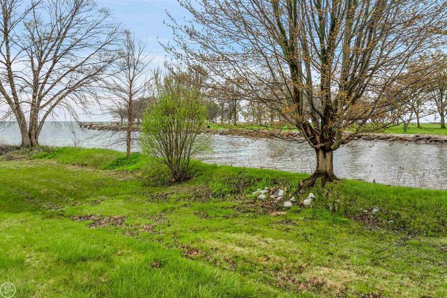 37330 Lakeshore Drive, Harrison Twp, MI 48045
