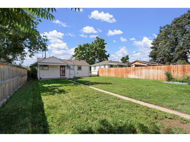2115 W Elk Pl, Denver, CO 80211