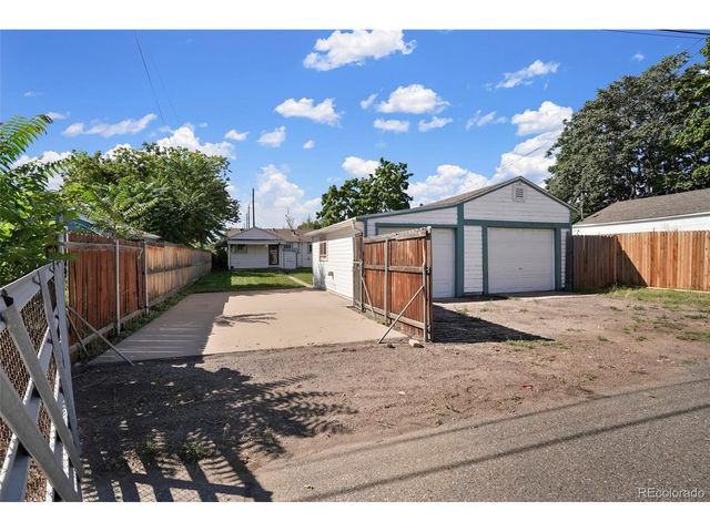 2115 W Elk Pl, Denver, CO 80211