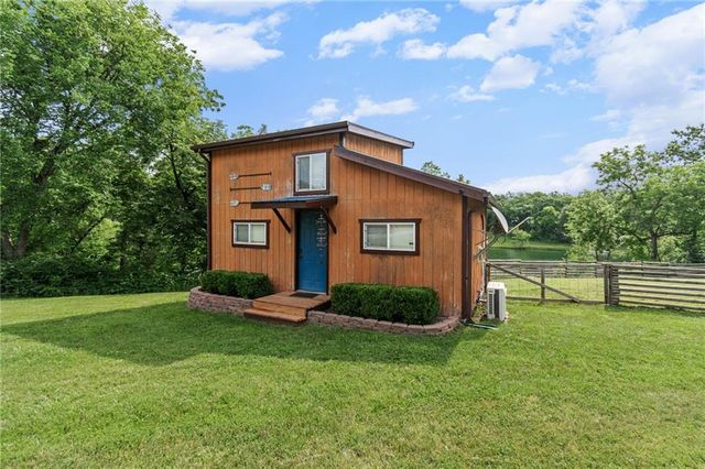 5891 SE Mohawk Drive, Lathrop, MO 64465