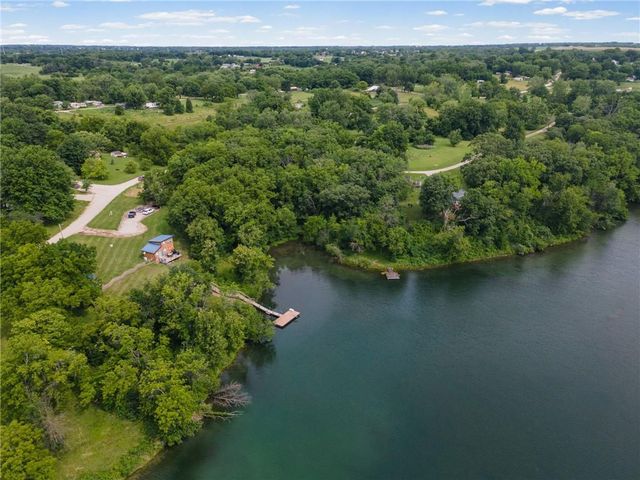 5891 SE Mohawk Drive, Lathrop, MO 64465