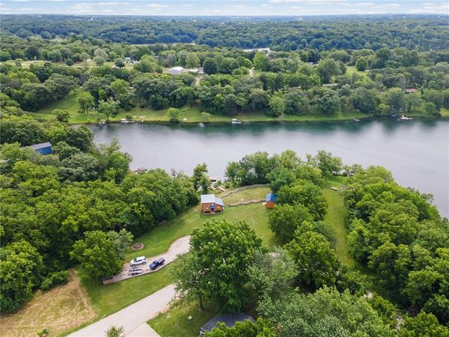 5891 SE Mohawk Drive, Lathrop, MO 64465
