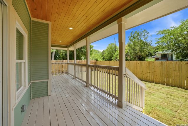 136 Gorman, San Antonio, TX 78202