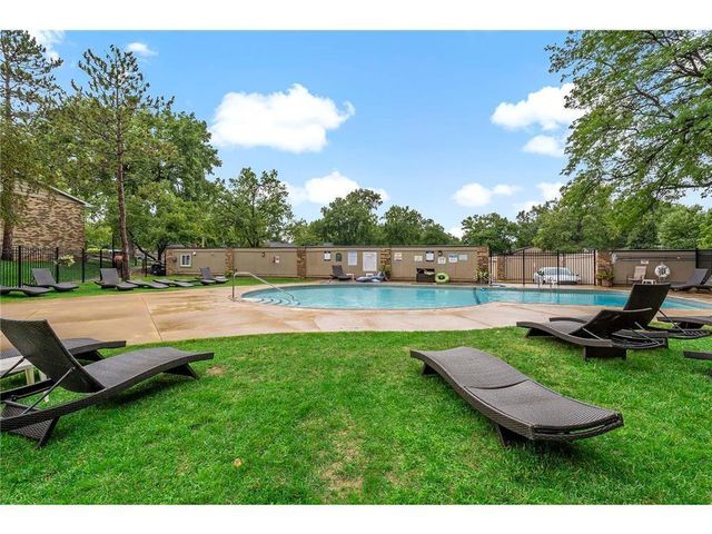4436 Cedar Lake Road S 5, Saint Louis Park, MN 55416