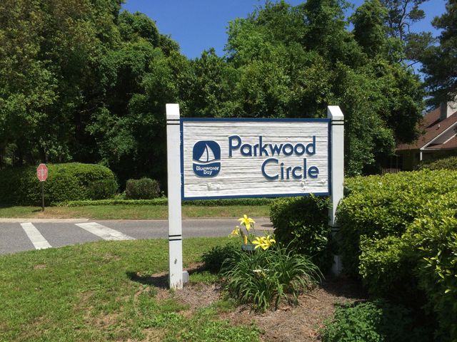 125 Parkwood Drive, Niceville, FL 32578