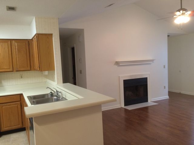 125 Parkwood Drive, Niceville, FL 32578