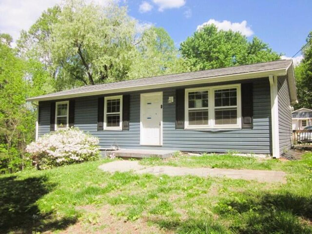 5574 PROVIDENCE CHURCH RD, Ferrum, VA 24088