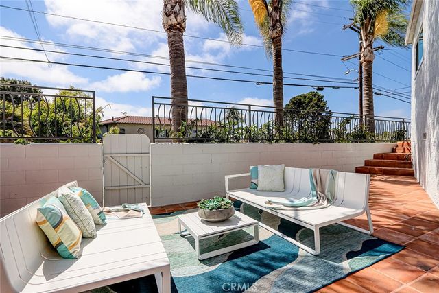 1102 10th, Hermosa Beach, CA 90254