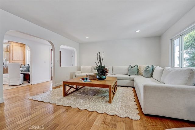 1102 10th, Hermosa Beach, CA 90254