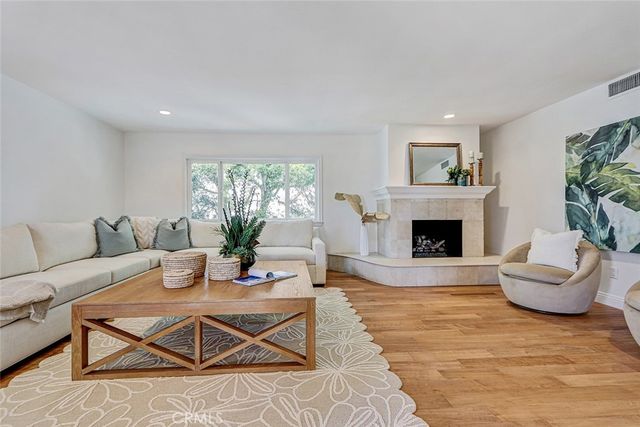 1102 10th, Hermosa Beach, CA 90254