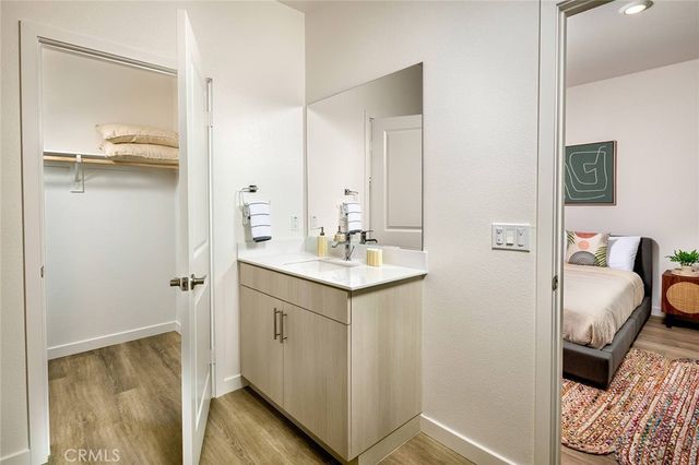 1587 W Vista Way, San Pedro, CA 90732