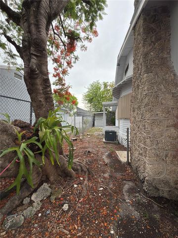 103 NW 35th St, Miami, FL 33127