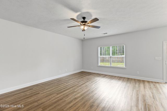 132 Willow Oak Circle, Thomson, GA 30824