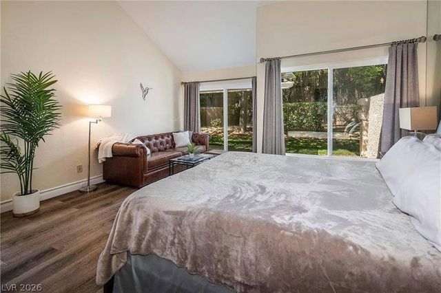 7044 Bright Springs Court, Las Vegas, NV 89113