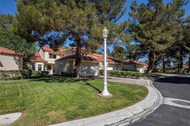 7044 Bright Springs Court, Las Vegas, NV 89113