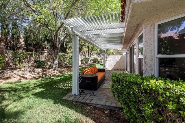 7044 Bright Springs Court, Las Vegas, NV 89113