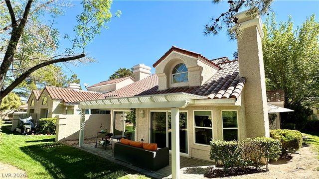 7044 Bright Springs Court, Las Vegas, NV 89113