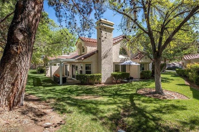 7044 Bright Springs Court, Las Vegas, NV 89113