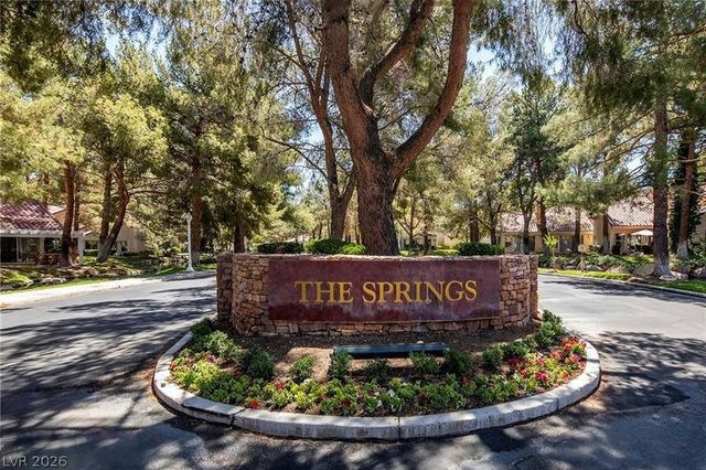 7044 Bright Springs Court, Las Vegas, NV 89113
