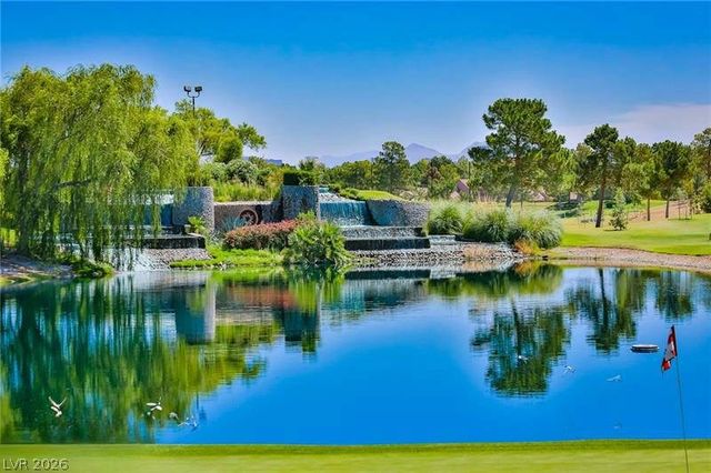 7044 Bright Springs Court, Las Vegas, NV 89113