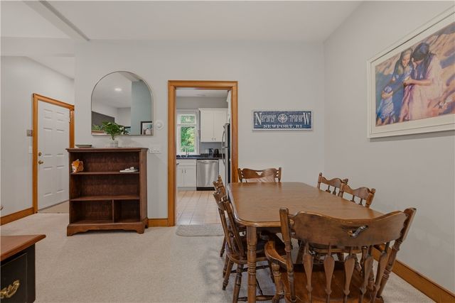 158 Narragansett Avenue U, Newport, RI 02840