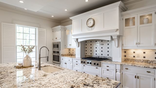 1805 Beaufain Street, Carmel, IN 46032