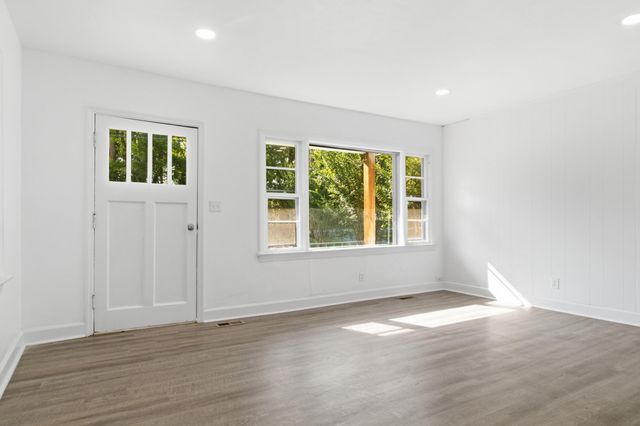 606 S Moore Road, Chattanooga, TN 37412