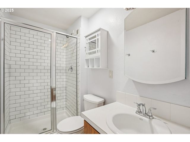 6250 Sw 152ND Ave, Beaverton, OR 97007