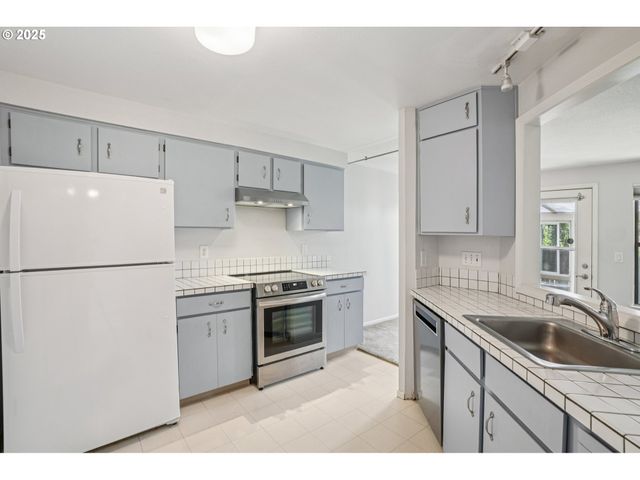 6250 Sw 152ND Ave, Beaverton, OR 97007