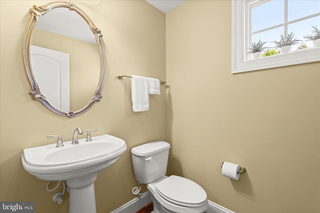 Image 29 of property listing at 14935 MICHELE DR, Glenelg, MD 21737
