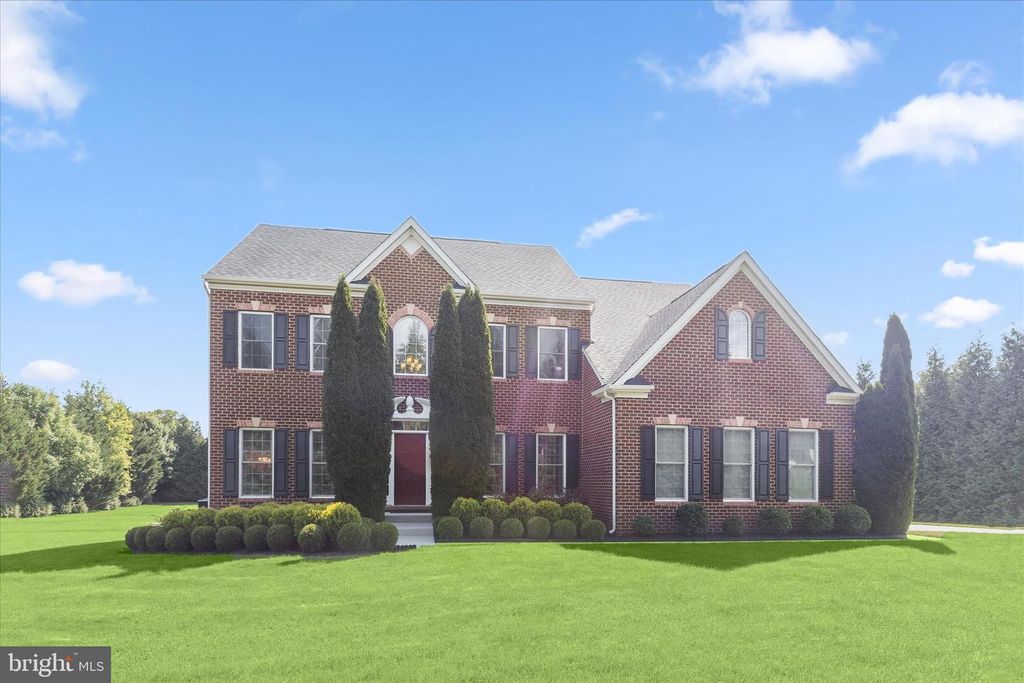 Image 1 of property listing at 14935 MICHELE DR, Glenelg, MD 21737