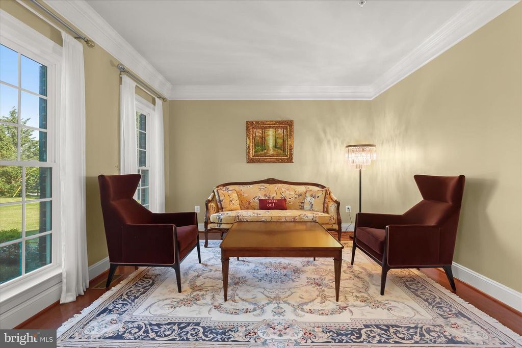 Image 5 of property listing at 14935 MICHELE DR, Glenelg, MD 21737