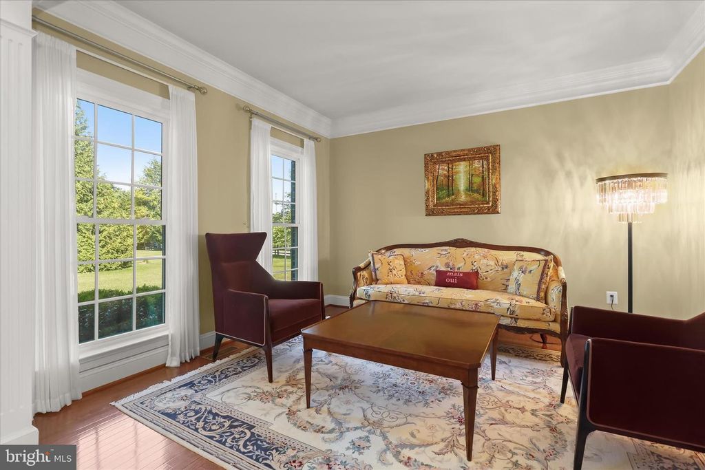 Image 6 of property listing at 14935 MICHELE DR, Glenelg, MD 21737