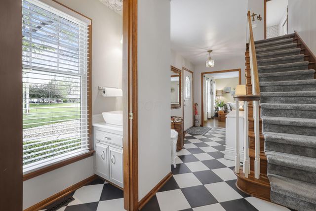 118 Sprague Drive, Hebron, OH 43025