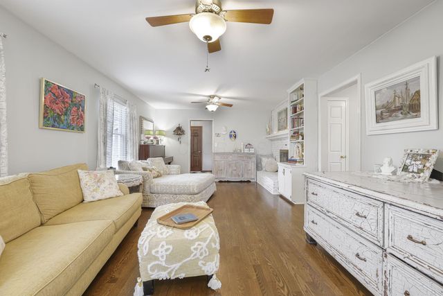 118 Sprague Drive, Hebron, OH 43025