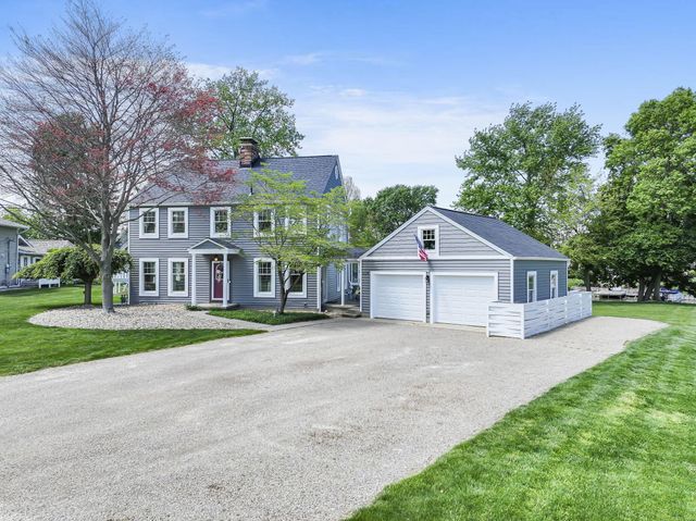118 Sprague Drive, Hebron, OH 43025