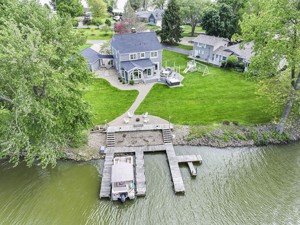 118 Sprague Drive, Hebron, OH 43025