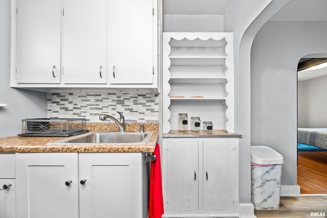 2149 32ND Street, Rock Island, IL 61201