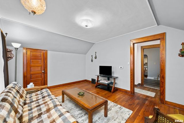 2149 32ND Street, Rock Island, IL 61201