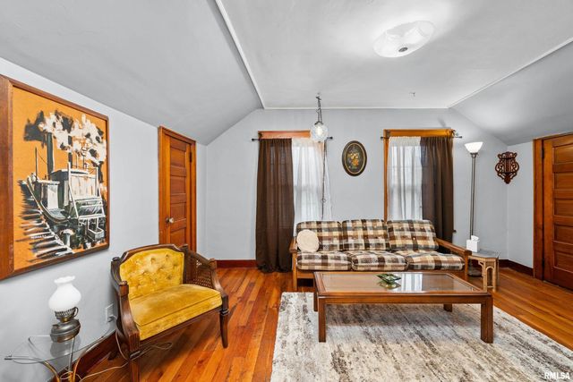 2149 32ND Street, Rock Island, IL 61201