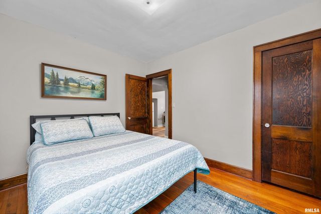 2149 32ND Street, Rock Island, IL 61201