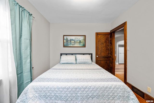 2149 32ND Street, Rock Island, IL 61201