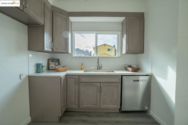 2709 California Street, Berkeley, CA 94703