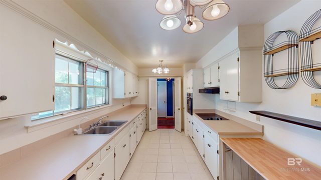 1075 Zurich Street, Mobile, AL 36608