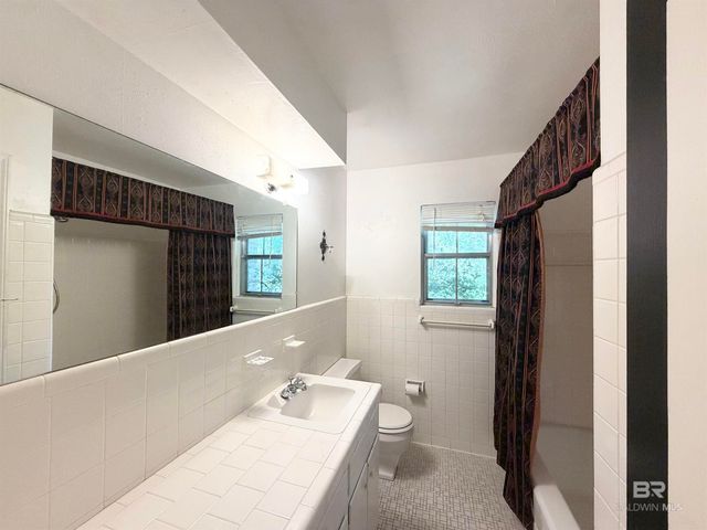 1075 Zurich Street, Mobile, AL 36608