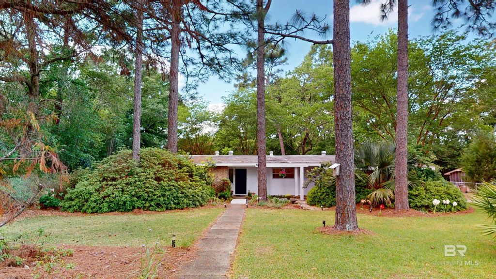 1075 Zurich Street, Mobile, AL 36608