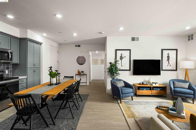 500 Somi Ct 412, Hayward, CA 94544