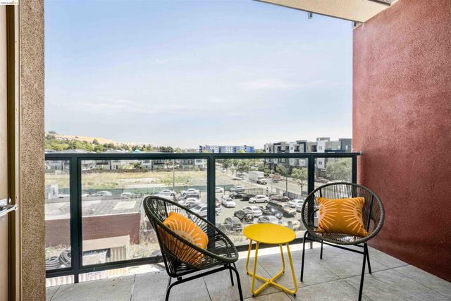 500 Somi Ct 412, Hayward, CA 94544