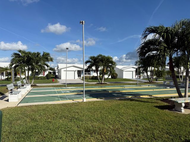 300 SW Golfview Terrace 152, Boynton Beach, FL 33426