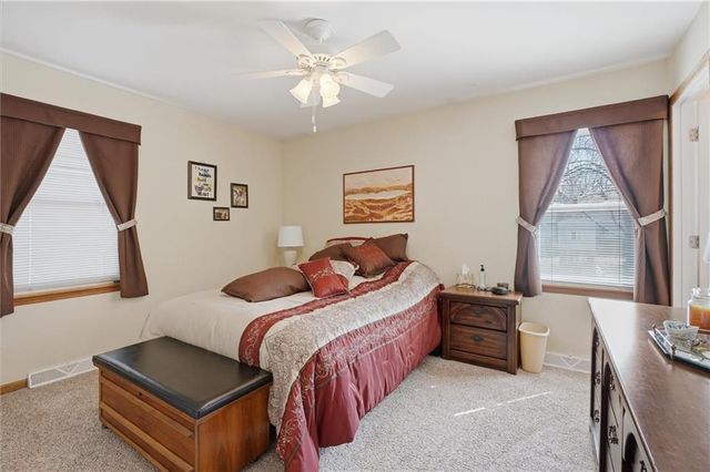 8209 E 133rd Terrace, Grandview, MO 64030